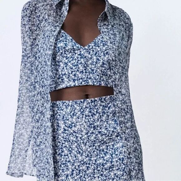 ZARA FLORAL PRINT BLOUSE - Picture 3 of 8